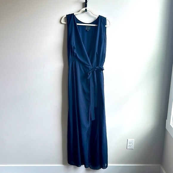 One Market Navy Wrap Maxi Dress Sheer from Knee Down Size 12 - Picture 1 of 5